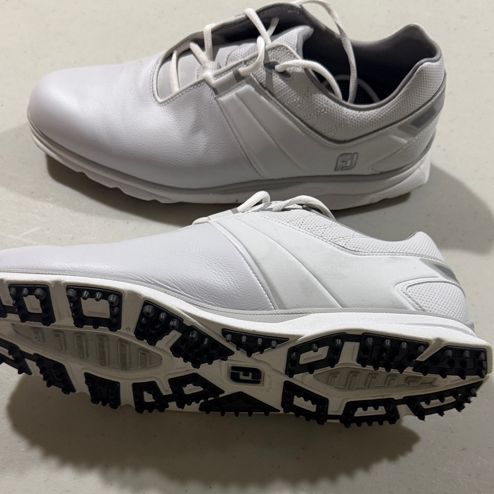 FootJoy Men's White Athletic Golf Shoes